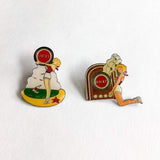 90s vintage pair of collector Lucky Strike pins 💌 FREE SHIPPING