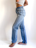 80s/early 90s vintage 505 Levi’s denim jeans. Light wash, slightly weathered, size W32 L30